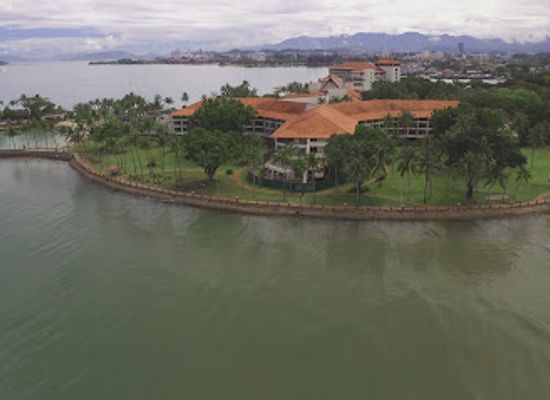 malaysia/kota-kinabalu/karamunsing/landmark/tanjung-aru-beach