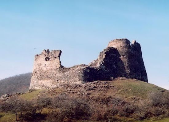 georgia/khevsureti/landmark/kekhvi-fortress