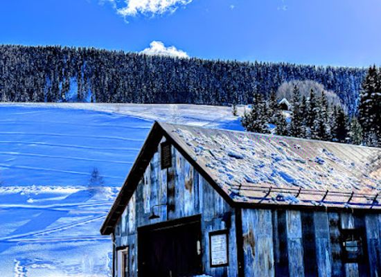 colorado/crested-butte/landmark/big-mine-ice-arena