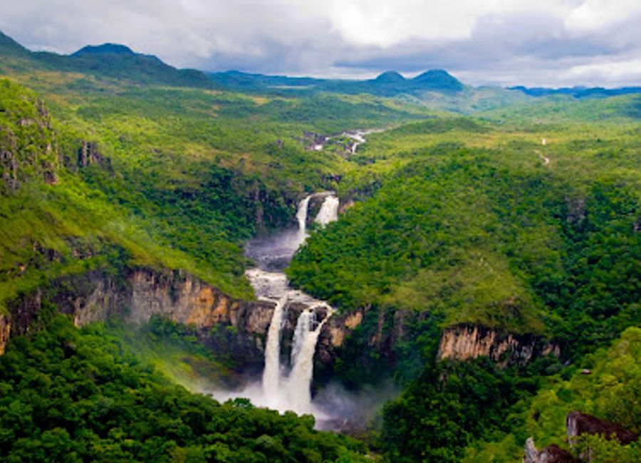 Discover the ancient landscapes, stunning waterfalls, and unique biodiversity of Brazil's Chapada dos Veadeiros National Park, a UNESCO World Heritage site.