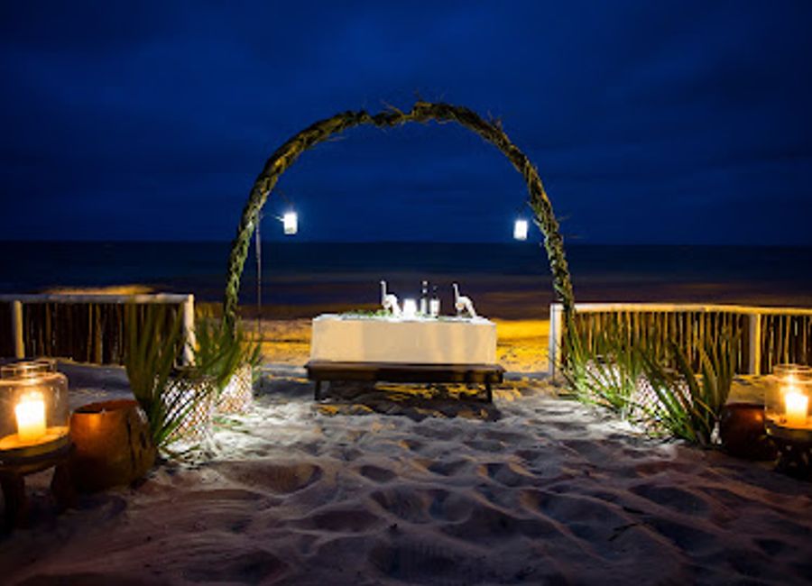 Discover the serenity and natural beauty of Vila do Paraiso, a premier lodge in Vilanculos, Mozambique, perfect for relaxation and adventure alike.