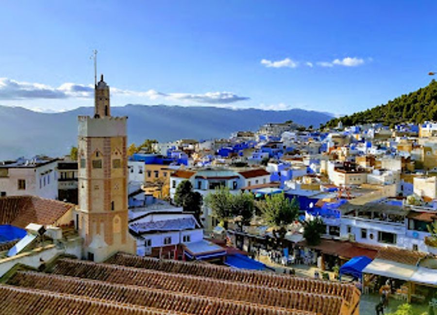 Discover the stunning Grand Mosque of Chefchaouen, an architectural gem that embodies the rich cultural heritage of Morocco amidst the breathtaking blue-washed city.
