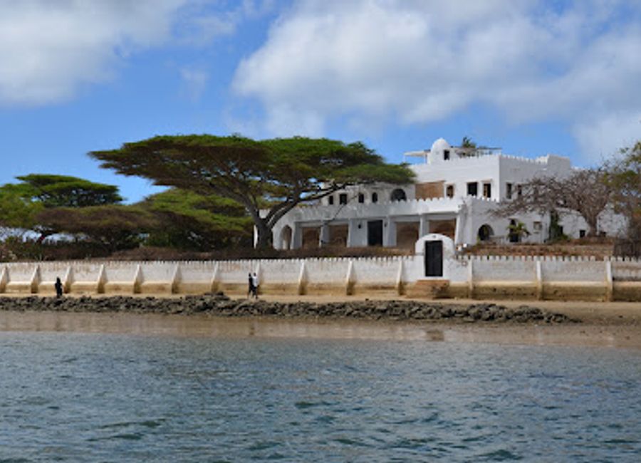 Escape to Banana House and Wellness Centre on Lamu Island for yoga retreats, wellness programs, and a serene getaway in paradise.