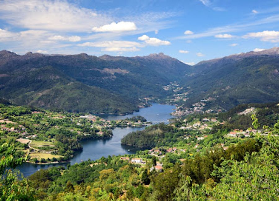 Explore the stunning Caniçada Dam in Portugal's Gerês region, a perfect blend of natural beauty, adventure, and tranquility.