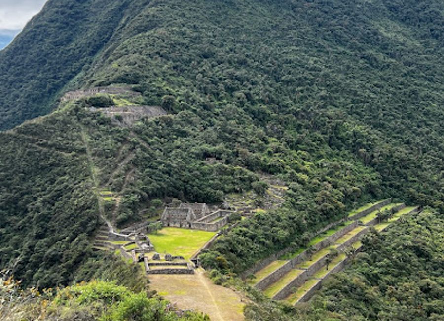 Experience the breathtaking beauty and rich history of Choquequirao, the lesser-known Inca site in the heart of the Andes, perfect for adventurous travelers.