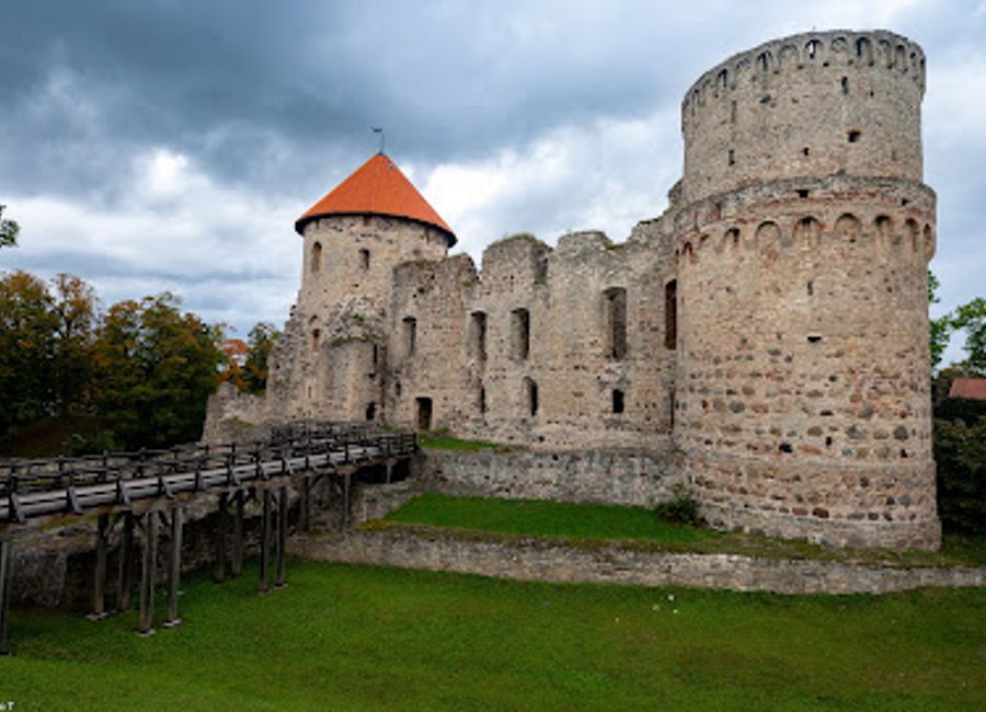 Explore Cēsis Castle Park, a stunning blend of natural beauty and rich history in the heart of Latvia, perfect for a tranquil escape.