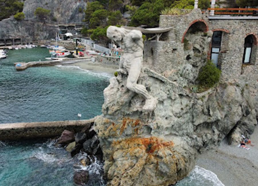 Discover the enchanting Statua del Gigante in Monterosso al Mare, a monumental tribute to Neptune with stunning coastal views.