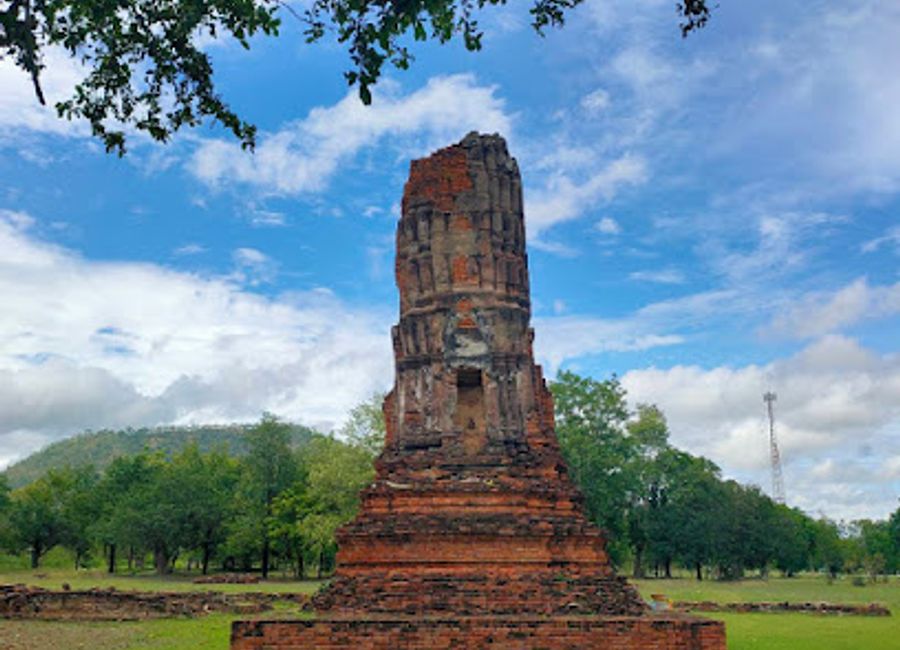 Discover the enchanting Kanchanaburi Ancient Ruins, where history and natural beauty converge in stunning landscapes of Thailand.