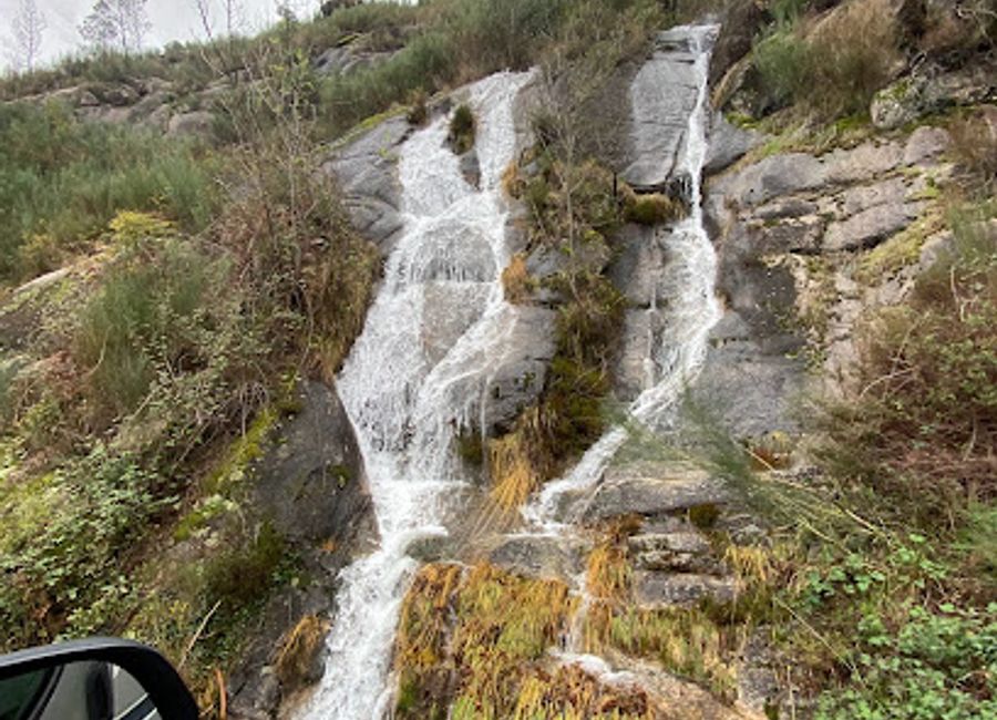 Explore the enchanting landscapes and diverse wildlife of Reserva de la Biosfera Transfronteriza Gerês-Xurés, a nature lover's paradise on the Spain-Portugal border.