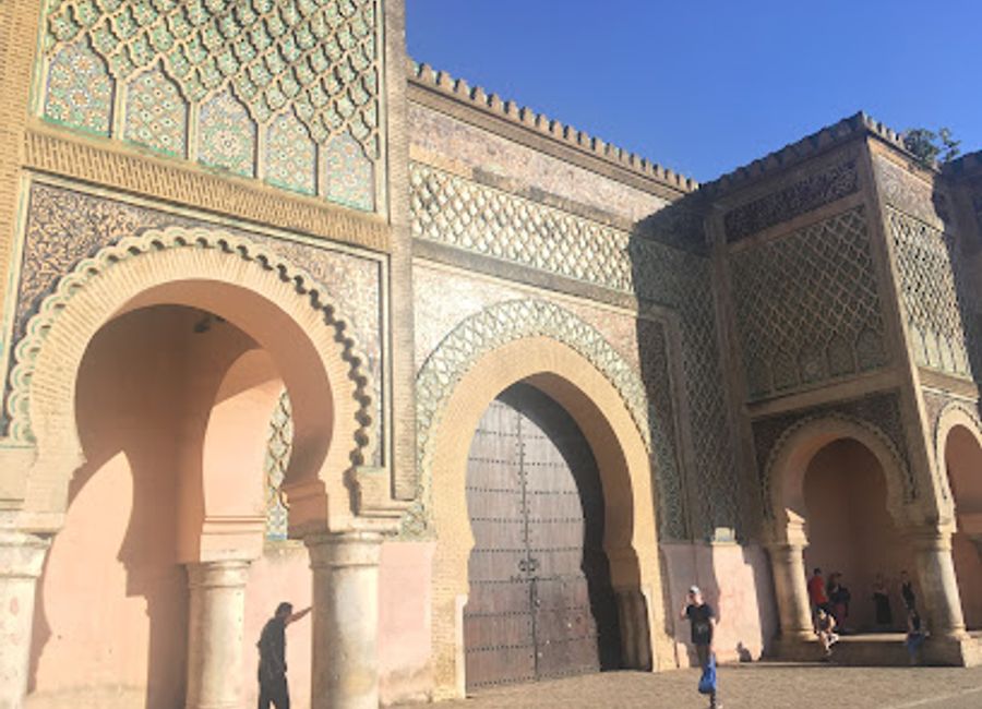 Discover the historical splendor of Heri es-Souani in Meknes, a remarkable site showcasing 17th-century Moroccan architecture and royal legacy.