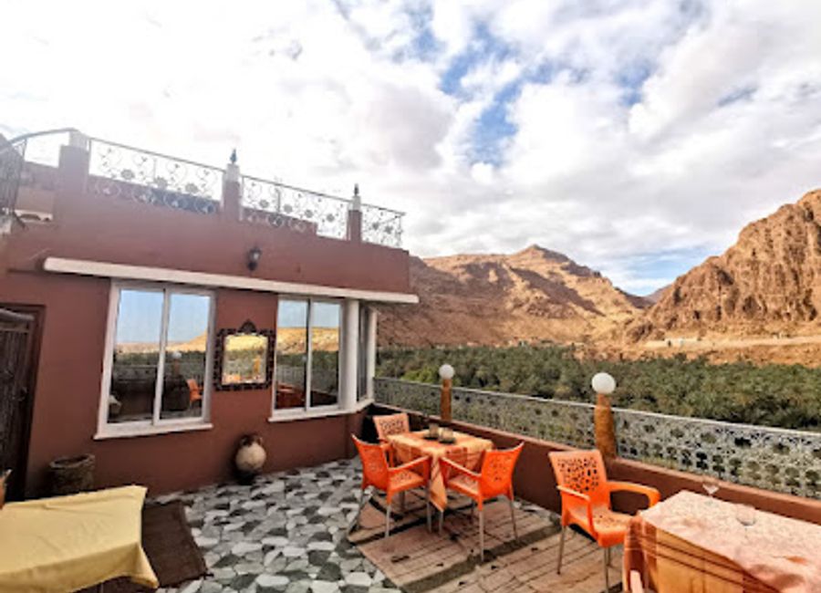 Discover the serene beauty of Panorama Todra in Morocco's Todra Gorges, where stunning views and warm hospitality await every traveler.