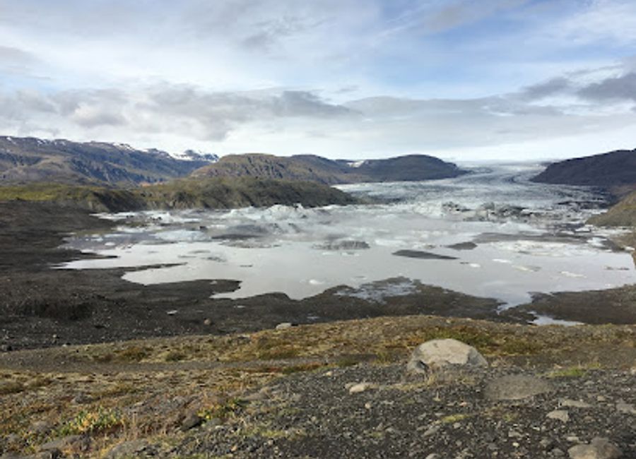 Explore Hoffellsjökull, a stunning Icelandic glacier offering breathtaking views, adventure activities, and unforgettable natural beauty.
