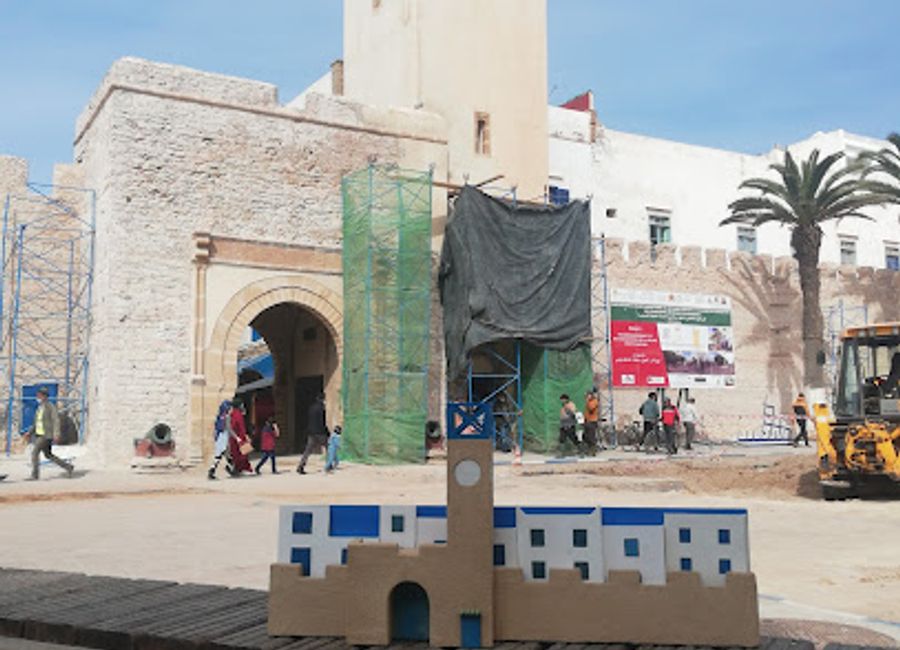 Discover the historical beauty of L'Horloge d'Essaouira, a landmark that captures the essence of Essaouira's rich cultural heritage and vibrant atmosphere.
