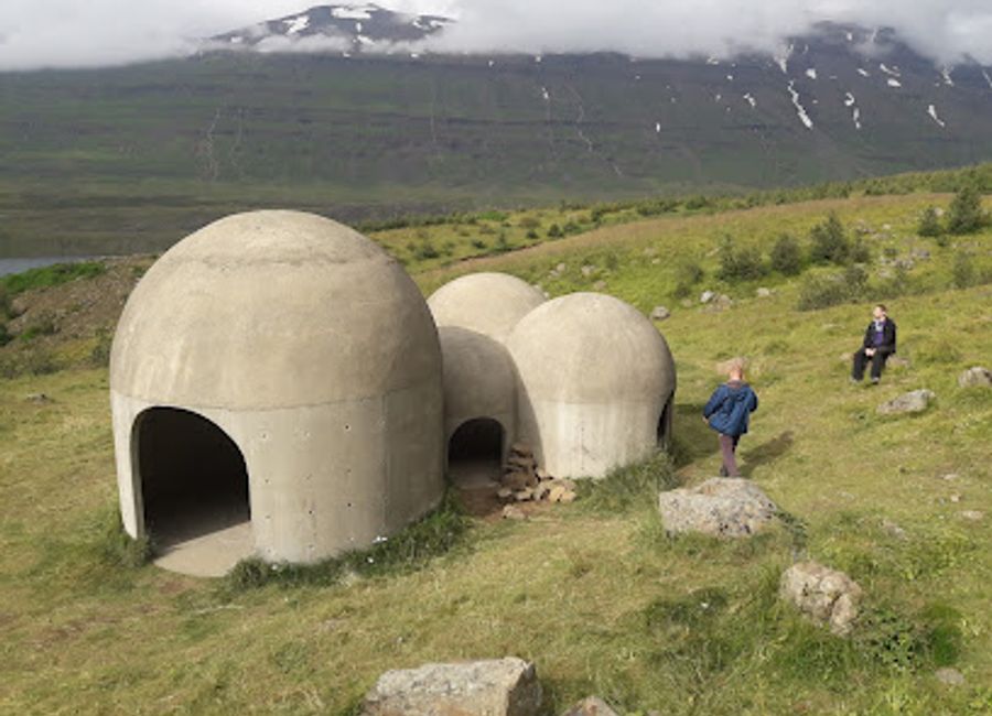 Explore the breathtaking landscapes of Seydisfjordur while enjoying convenient access to the Tvísöngur Loop hiking trail at Tvísöngur Parking.