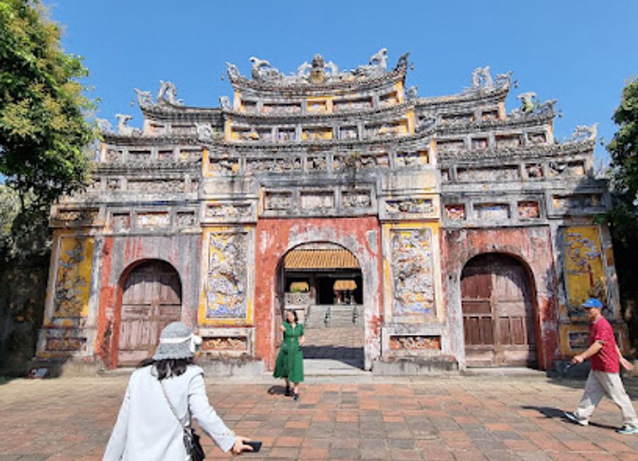 Explore the rich heritage of the Nguyen Dynasty at Thai Hoa Palace, a stunning architectural marvel in the heart of Hue, Vietnam.