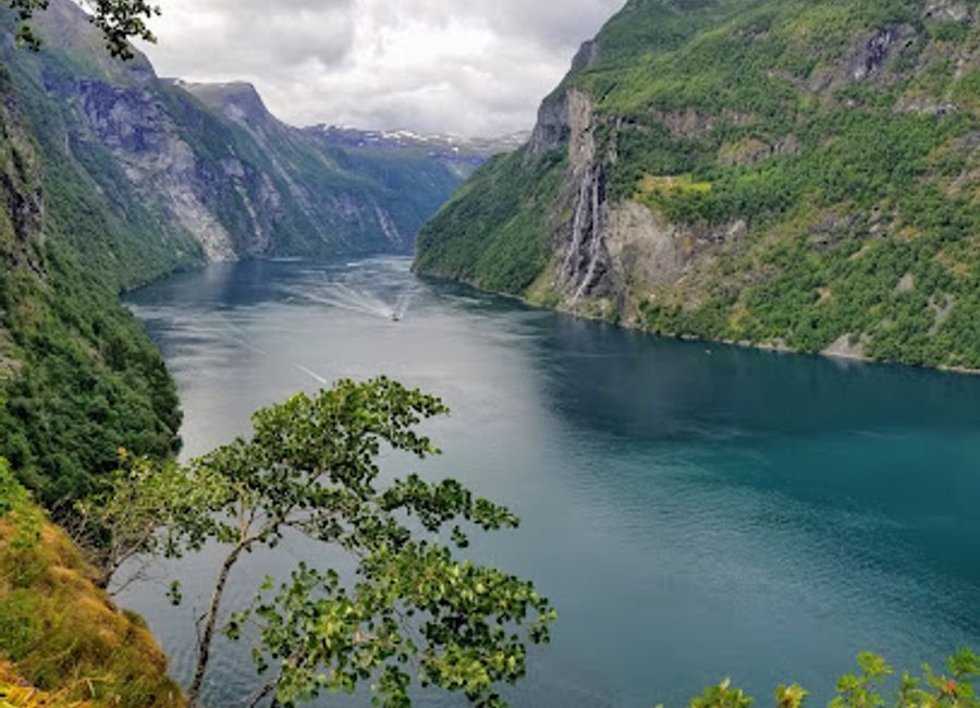 Discover the breathtaking beauty of the Seven Sisters Waterfall in Geiranger, Norway, where nature's wonders unfold in spectacular cascades.