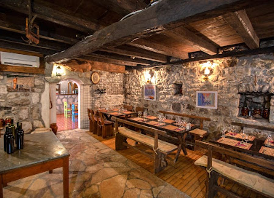 Discover the taste of Pelješac at Winery Bartulovic, where tradition meets modern winemaking for an unforgettable experience.