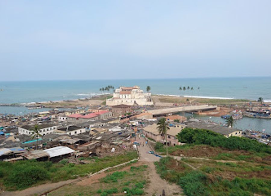 Experience the perfect blend of culture and modern amenities at Ahomka Fie, Elmina's premier event venue, showcasing Ghana's rich heritage.