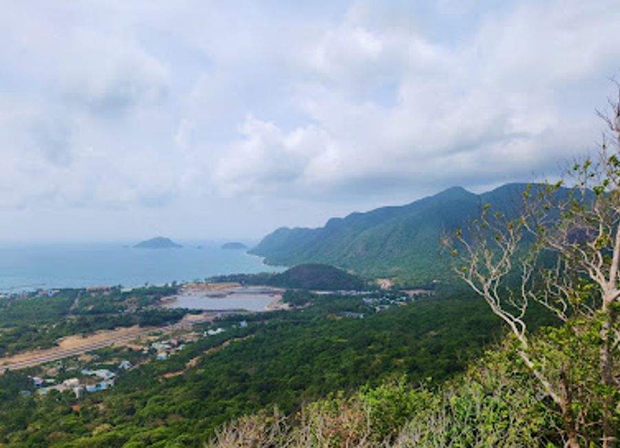 Explore the captivating historical site of Sở Rẫy in Ba Ria - Vung Tau, Vietnam, where rich culture meets stunning natural beauty.
