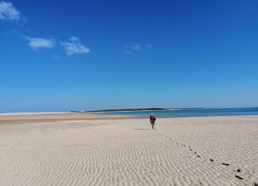 Discover the breathtaking beauty of Vilanculos with a stunning sunset dhow safari, an unforgettable experience on Mozambique's azure waters.