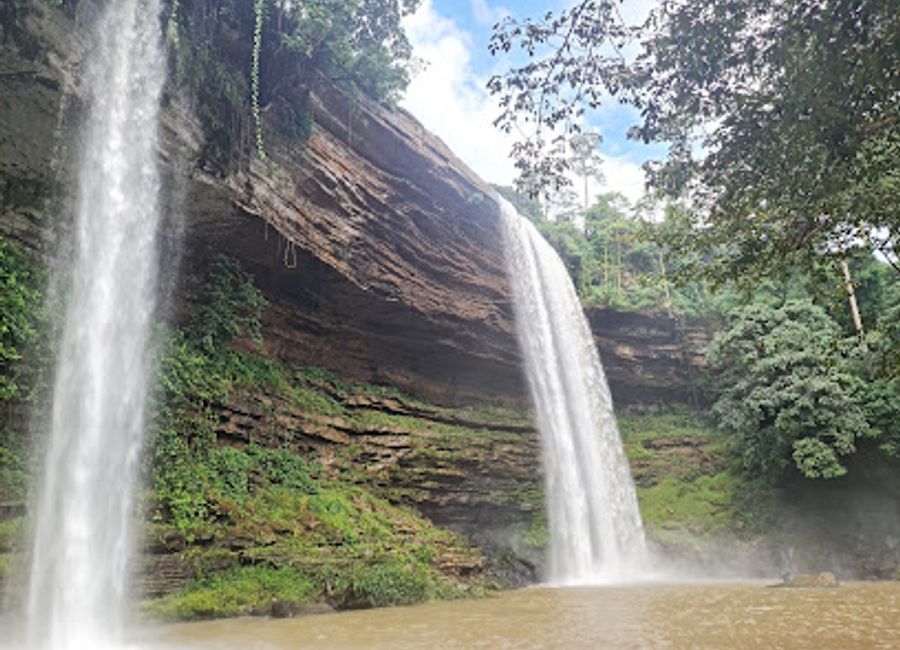 Explore the breathtaking beauty of Boti Waterfalls, a serene gem in Ghana perfect for nature lovers and adventure seekers alike. Experience its majestic cascades and lush surroundings.