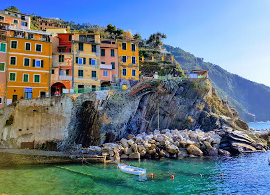 Explore the stunning landscapes of Cinque Terre National Park, a UNESCO World Heritage site with breathtaking views, hiking trails, and charming coastal villages.