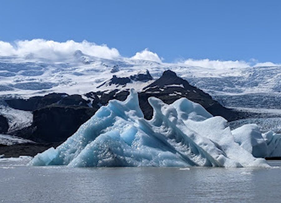 Discover captivating iceberg boat tours at Fjallsárlón, where majestic glaciers and serene waters create an unforgettable Icelandic experience.