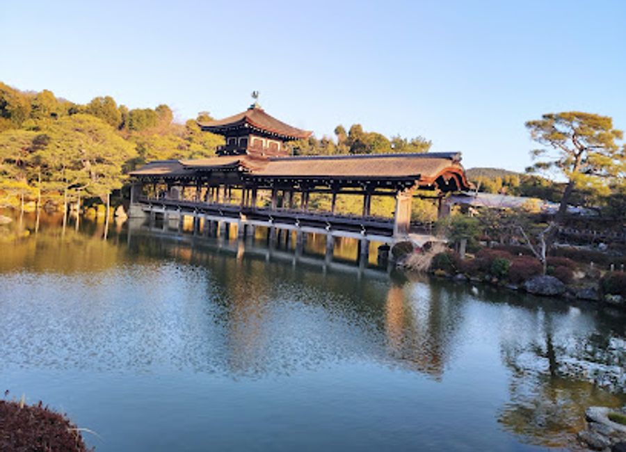 Experience the tranquil beauty and cultural richness of Heian Shrine in Kyoto, a must-visit Shinto shrine surrounded by stunning gardens.
