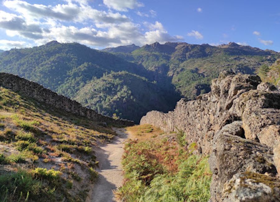 Explore the historical significance and natural beauty of Fojo do Lobo de Fafião, a unique landmark in Portugal's stunning landscapes.