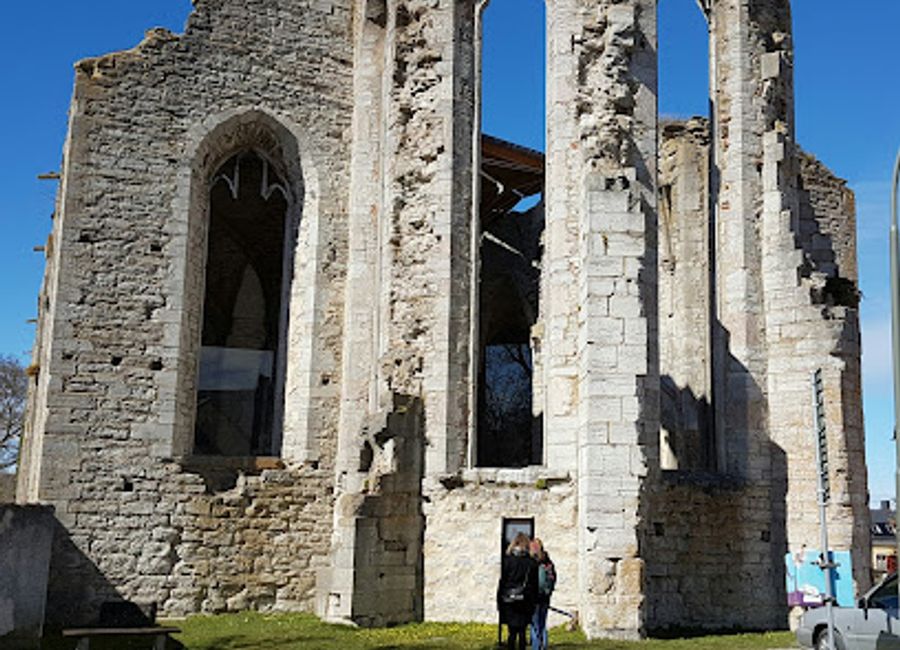 Explore the enchanting St. Nicolai Ruin in Visby, a stunning historical landmark that transports you back to Sweden's medieval past amidst captivating architecture.
