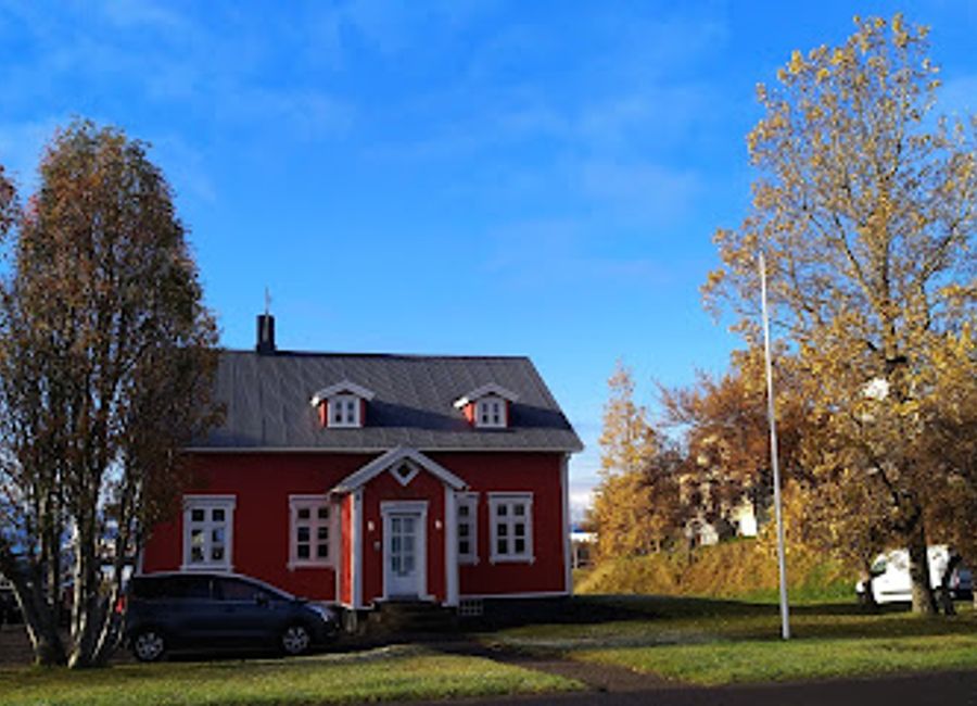 Explore the Húsavík Academic Center, a unique educational institution blending culture, sustainability, and stunning natural beauty in Iceland.