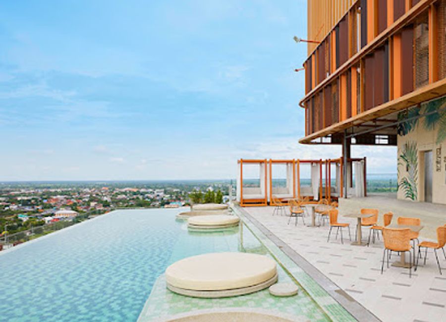 Experience exceptional comfort and Thai hospitality at Centara Korat, your perfect base for exploring Nakhon Ratchasima's rich culture and attractions.