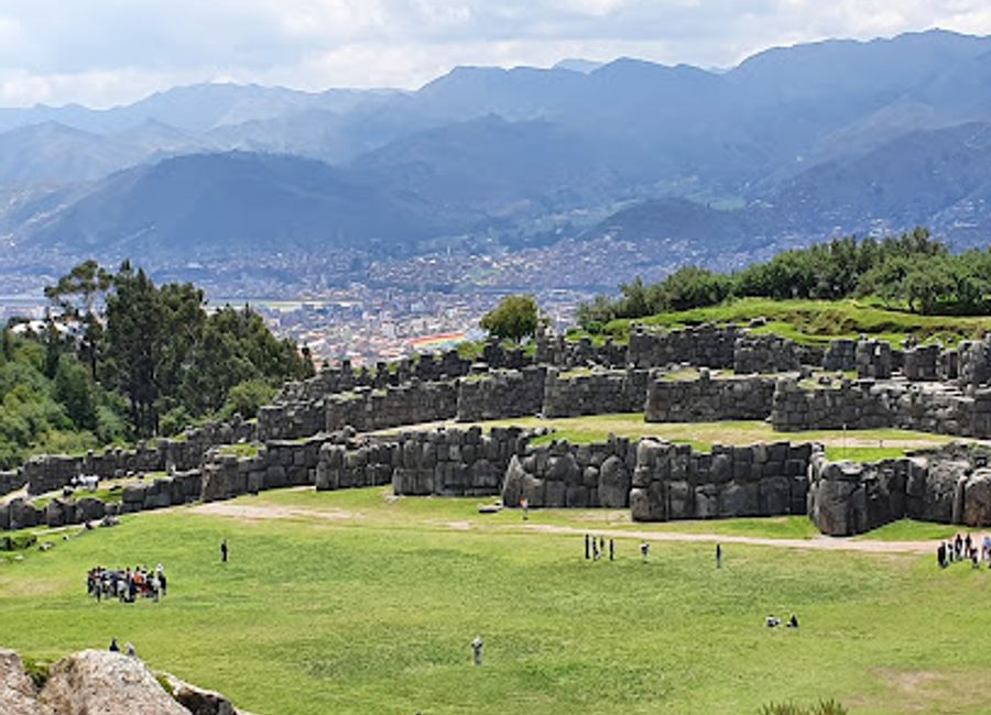 Discover the awe-inspiring ruins of Saqsaywaman, an ancient Incan fortress that offers breathtaking views and a deep dive into Peru's rich history.