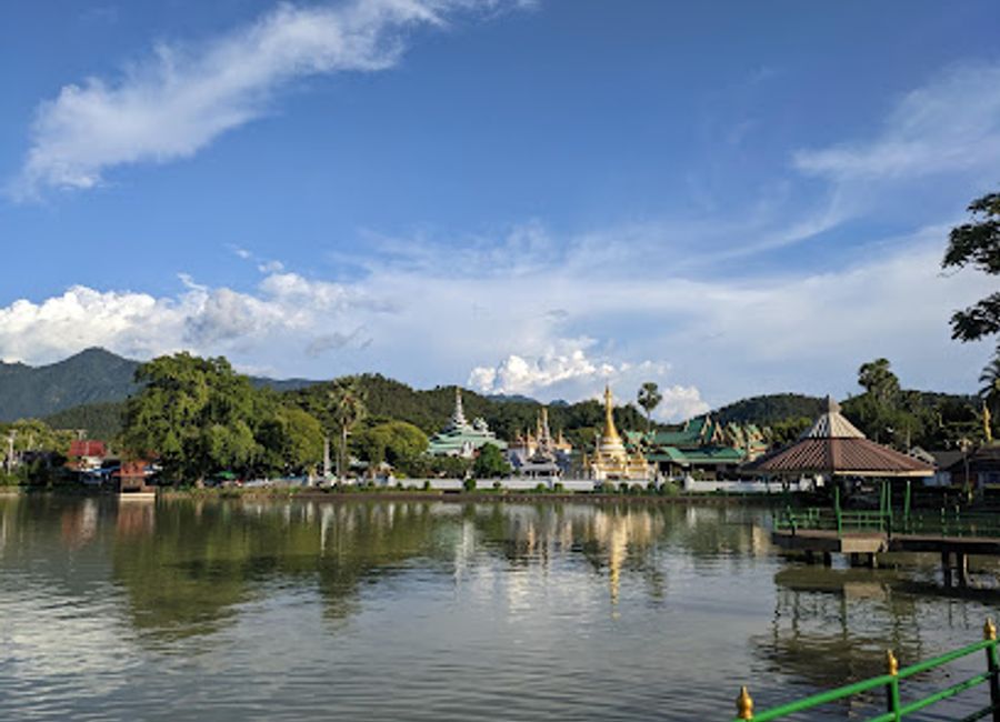 Discover tranquility at Nong Chong Kham Public Park in Mae Hong Son, a serene city park with lush greenery, a scenic lake, and vibrant local culture.