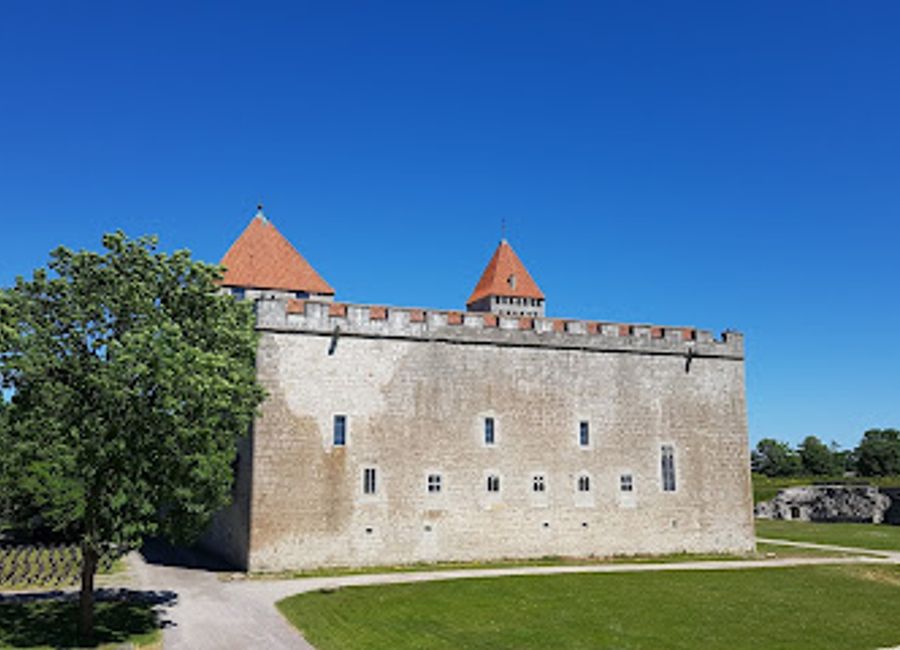 Explore the stunning Kuressaare Castle, a medieval fortress that captures the essence of Estonia's rich history and breathtaking natural beauty.