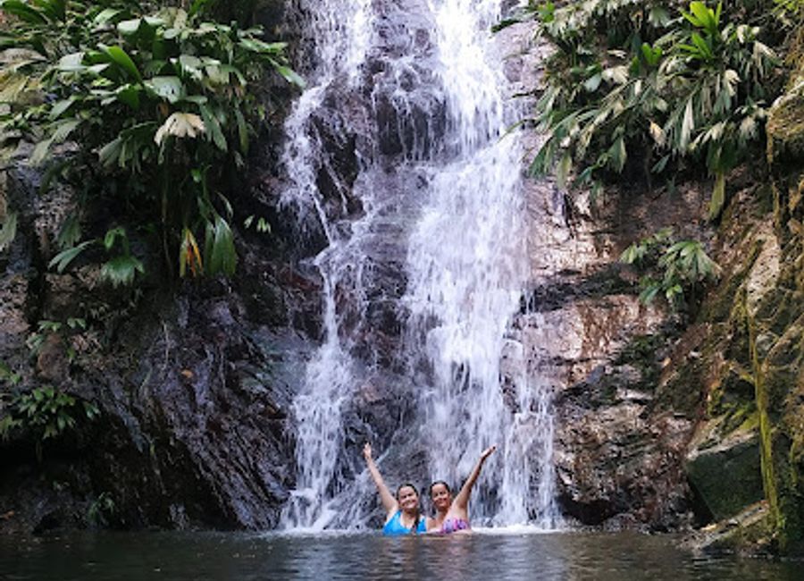 Experience the breathtaking beauty of Cascada Perdida, a hidden waterfall gem in Cienaga-Minca, Santa Marta, where nature's tranquility awaits.