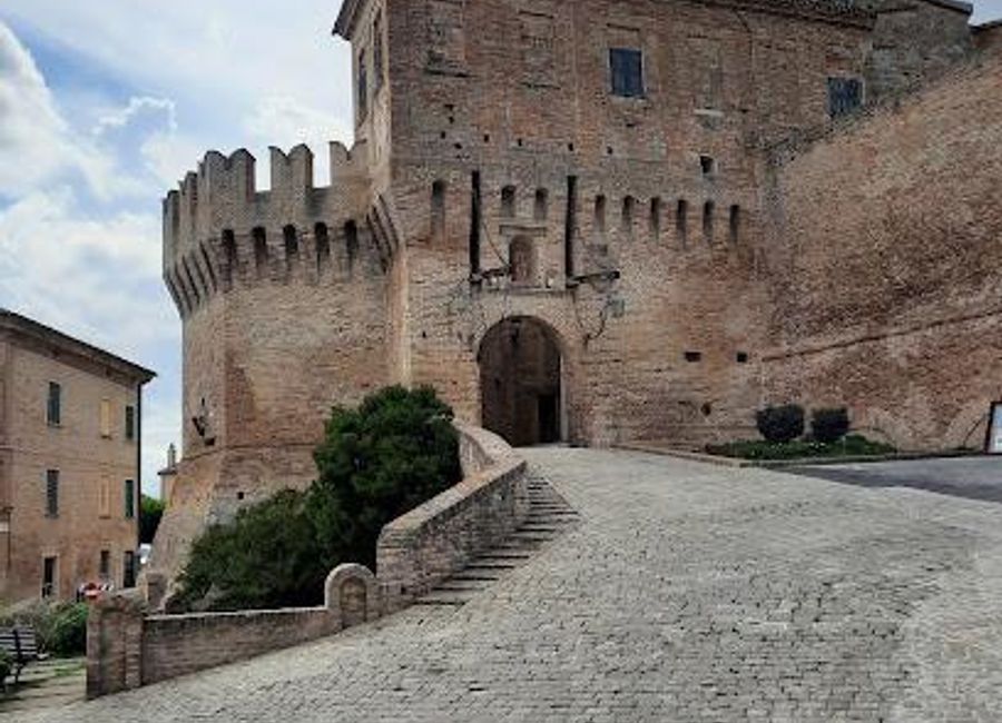 Explore the historic Walls of Corinaldo, a breathtaking monument offering stunning views and a journey through Italy's medieval past.
