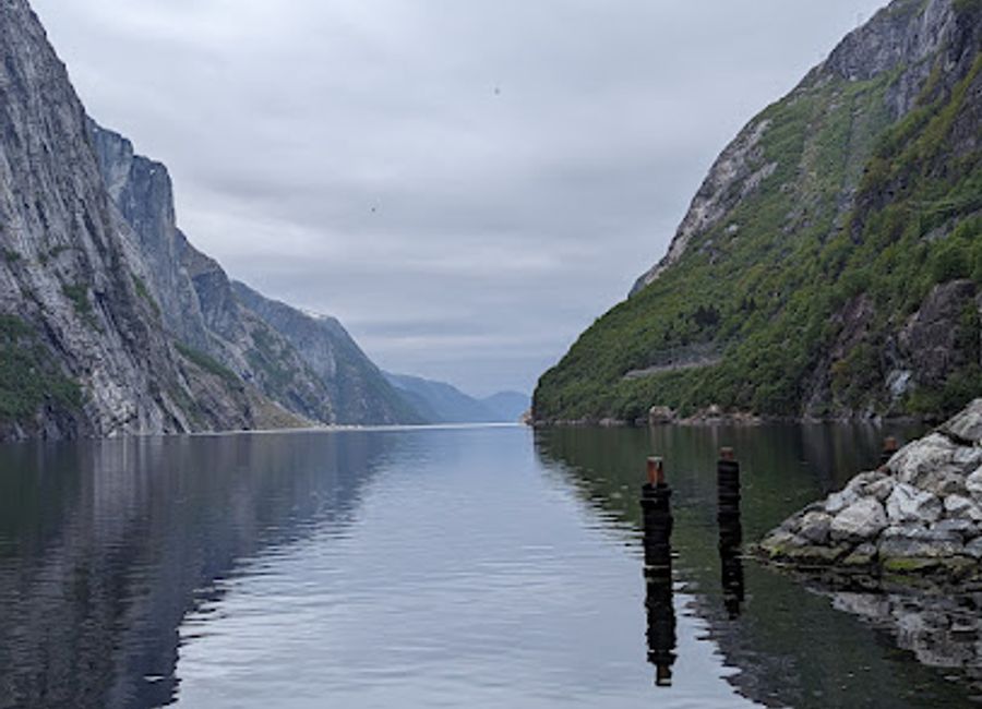 Explore the breathtaking views and serene beauty of Lysebotn Stiga, a must-visit tourist attraction in Norway's stunning landscapes.