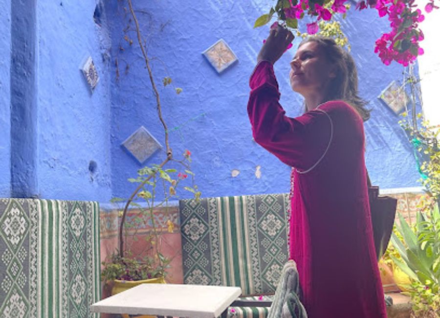 Explore the vibrant alleys of Derb Zaghdoud in Chefchaouen, where blue hues, local art, and delicious Moroccan cuisine await every visitor.