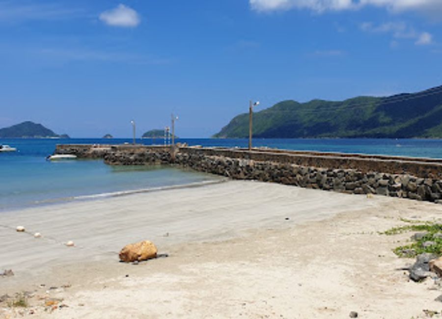 Explore the Island Chief Palace in Con Dao, Vietnam, and uncover the rich history of this stunning museum and tourist attraction.