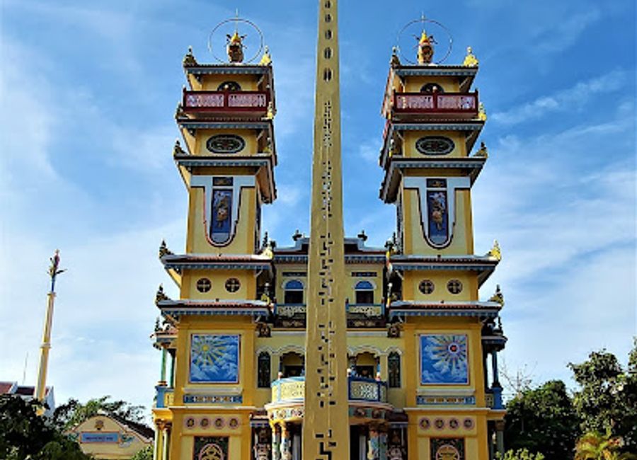 Discover spiritual harmony and architectural beauty at the Cao Dai Temple in Hoi An, a vibrant symbol of Vietnam's diverse religious traditions.