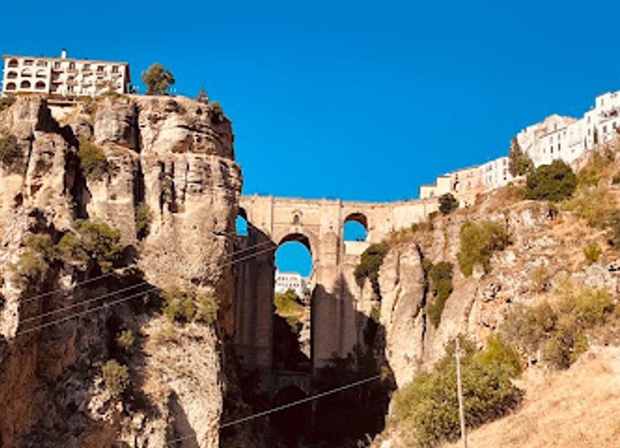 Discover breathtaking views at Mirador La Hoya Del Tajo, Ronda's premier scenic lookout offering stunning vistas of historic landscapes.