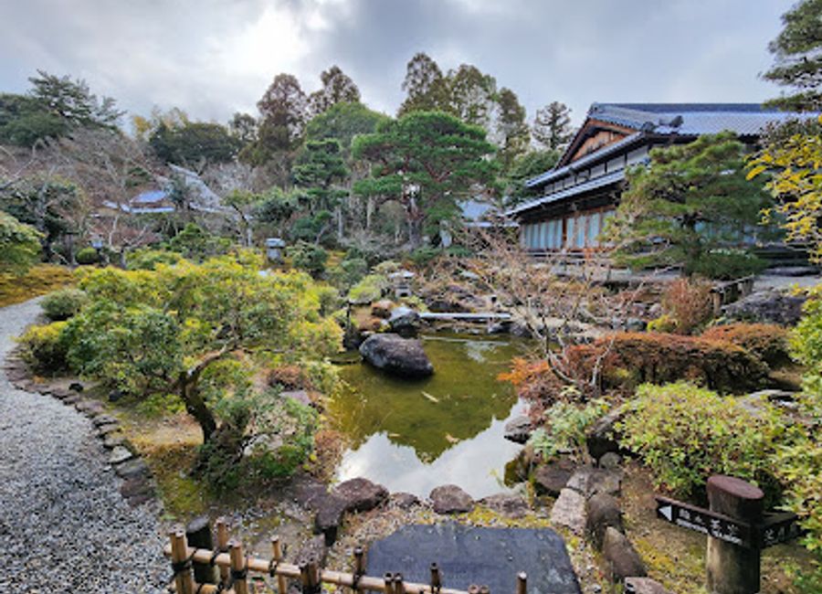 Explore the serene beauty and rich history of Yoshikien Garden in Nara, Japan, a tranquil retreat that showcases traditional Japanese horticulture.