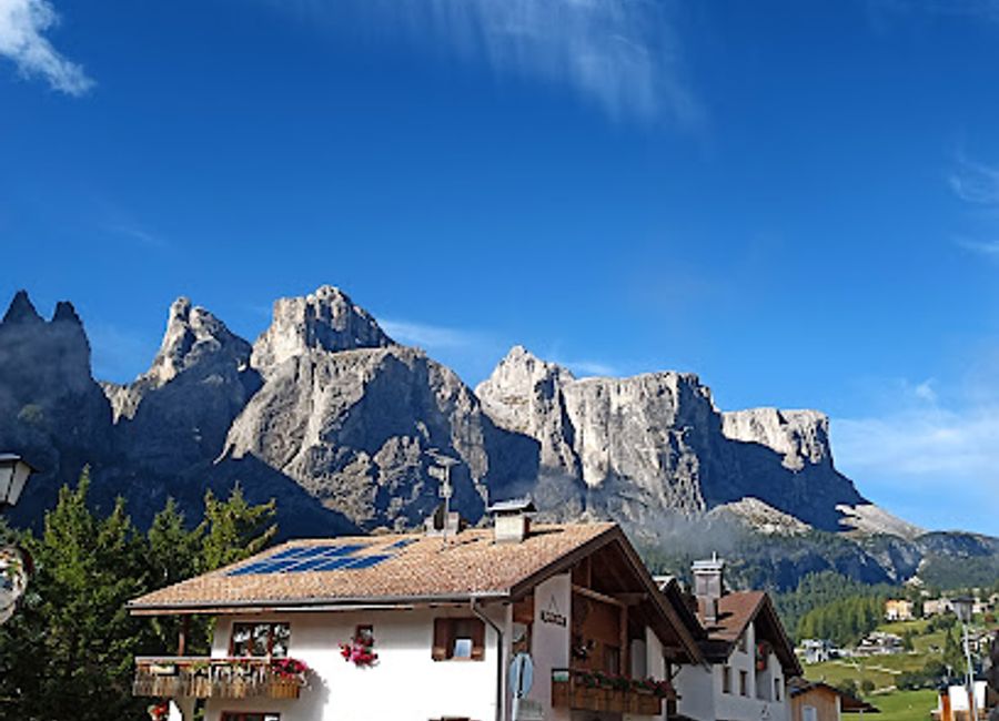 Experience the breathtaking beauty of Cascate del Pisciadù, a stunning waterfall in the heart of South Tyrol's Dolomites, perfect for nature lovers and adventurers.