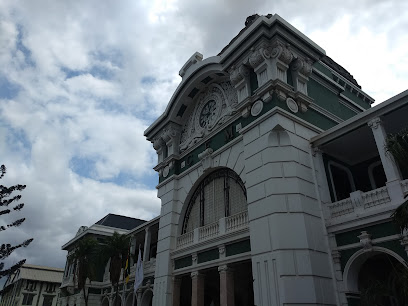 The 10 best shops near WORKERS SQUARE (2026 ranked)