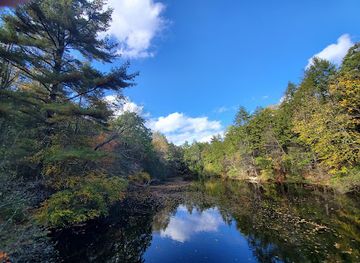 connecticut/attraction/roaring-brook-nature-center