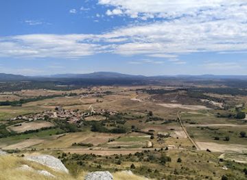 spain/attraction/castle-of-lara-de-los-infantes