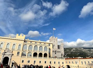 monaco/attraction/francois-grimaldi-statue
