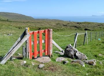 faroe-islands/attraction/nolsoy-lighthouse
