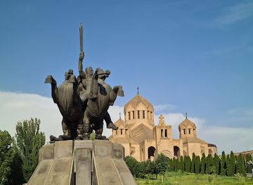 armenia/attraction/luna-park